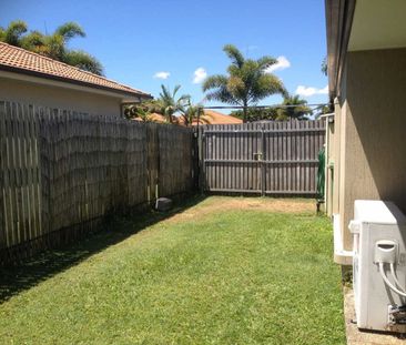 74 Royal Sands, Bucasia - Photo 4