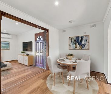 Renovated Family Home in the Heart of Pakenham - Photo 3
