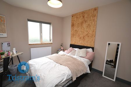 1 bed Shared House for Rent - Photo 3