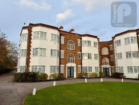 3 bedroom flat to rent - Photo 3