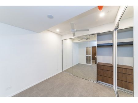 The Standard by Aria - Photo 4