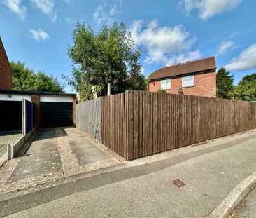 2 bedroom semi-detached house to rent - Photo 3