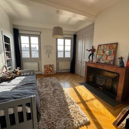 APPARTEMENT T4 A LOUER LYON 5EME ARRONDISSEMENT Saint-Georges - Photo 3