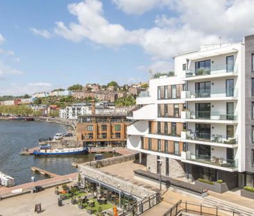 A fantastic property on the harbourside with a modern finish. **Vid... - Photo 1