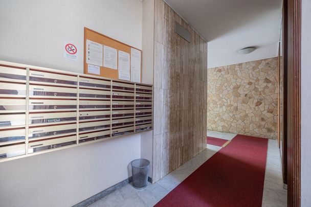 Bilocale in Via Daniele Ricciarelli, Milano - Photo 1