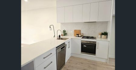 Stylish Brand New Home in Secure Gated Community - Ideal for Families and Professionals - Photo 5