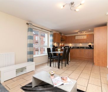 2/2, 4 Alexandra Gate - Photo 3