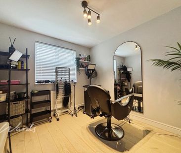 4 bedroom terraced house to rent - Photo 3