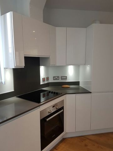 Room in a Shared Flat, Blessingham House, W10 - Photo 4