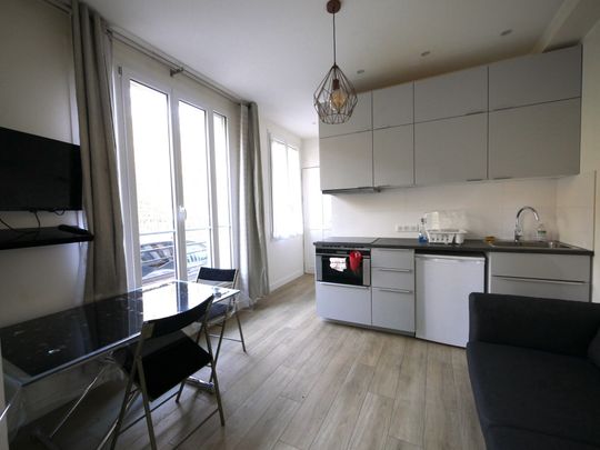 Appartement - 2 pièces - 24,97 m² - Suresnes - Photo 1