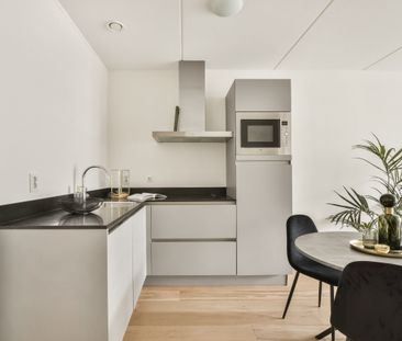 Te huur: Appartement August Allebéplein 233 in Amsterdam - Photo 2