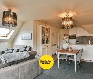 Recent appartement met 3 slaapkamers in het centrum van Eernegem - Photo 1