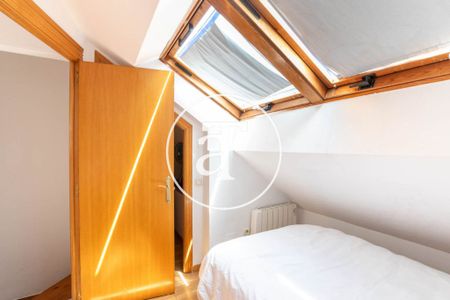 Monthly rental penthouse with 2 bedrooms in Alto de Extremadura - Photo 2