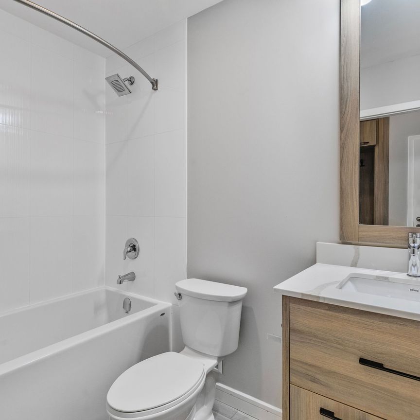 For Lease - 20 George Street Unit# 2107, Hamilton, Ontario - Photo 1