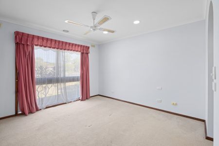 13 Highland Crescent, Wodonga VIC 3690 - Photo 4