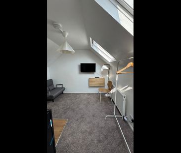Studio Flat, London, NW2 - Photo 3