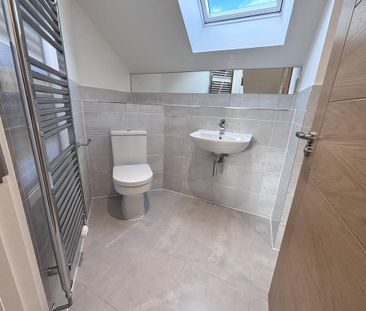 3 bedroom semi-detached house to rent - Photo 5