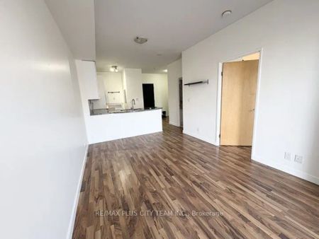 1005 King Street W #816 - Photo 3