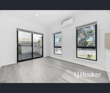 28 Scott Street, Cranbourne, Vic 3977 - Photo 6