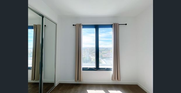 Spacious Two-Bedroom Apartment in Burwood – Cornus La Frank - Photo 1