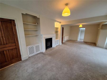 3 bedroom detached house to rent - Photo 3