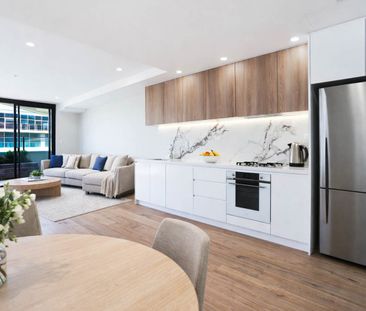 LUXURY LIVING IN HAVANA! - Photo 6