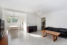 3 bedroom maisonette to rent - Photo 2