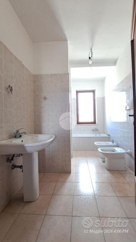 VILLA A SCHIERA D'ANGOLO A FROSINONE - Photo 3
