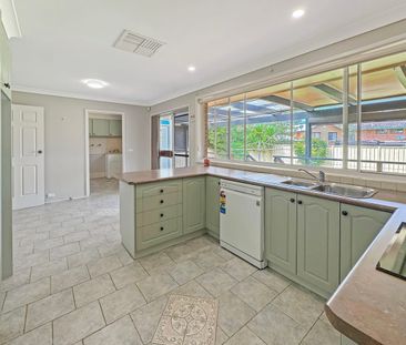 3 Bedroom South Dubbo Beauty - Photo 2