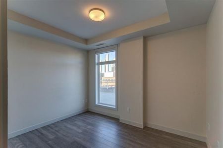 Executive 2 Bedroom Condo In The Ice District – The Quest - Photo 4