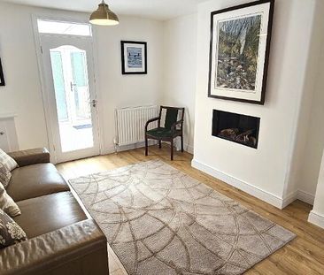 4 Knockagh Terrace, Greenisland, BT38 8RN - Photo 4