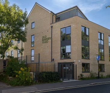 STUDENT ACCOMMODATION RENT INCLUDES UTILITIES AND WI-FI. An excitin... - Photo 4