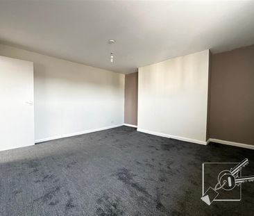 Pier Road, Northfleet - Photo 3