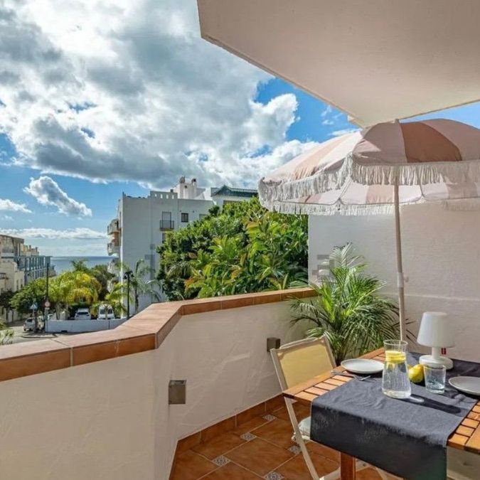 Middle Floor Apartment · Estepona - Photo 1