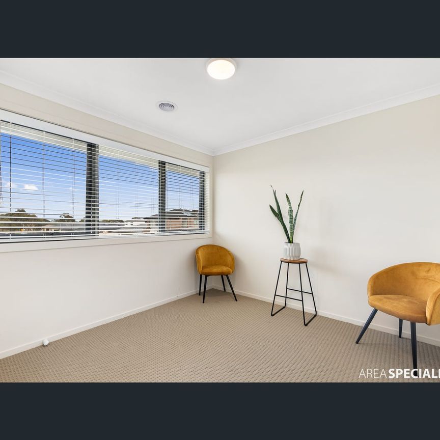 39 Constantine Drive, Point Cook, Vic 3030 - Photo 1