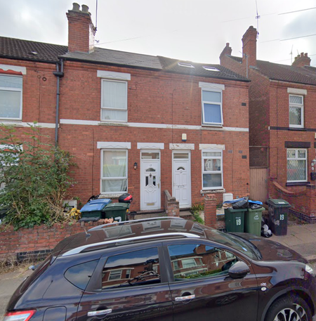 St. Margaret Road Room 3 - Photo 4