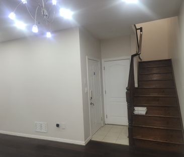 For Lease - 13 Dulverton Drive Unit# Main & 2nd, Brampton, Ontario - Photo 6