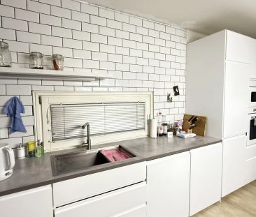 Donaupark nur einen Sprung entfernt: Möblierte 3 Zimmer mit Loggia! - Photo 4