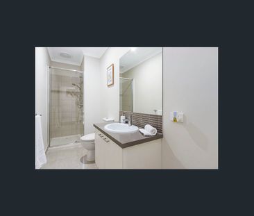 Stylish Two Bedroom Home - Photo 6