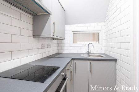 1 bedroom flat to rent - Photo 4