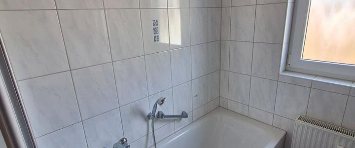 2-Zimmer DG-Wohnung für Single oder Paare - Photo 1