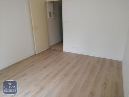 Location Appartement 1 pièce 17m² BOURG EN BRESSE 01000 - Photo 5