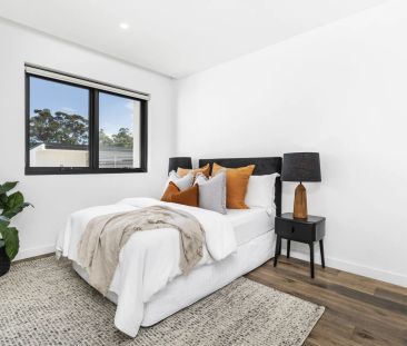 Executive Townhouse in Boutique Setting - Photo 3