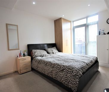 Whippendell Road - Photo 2