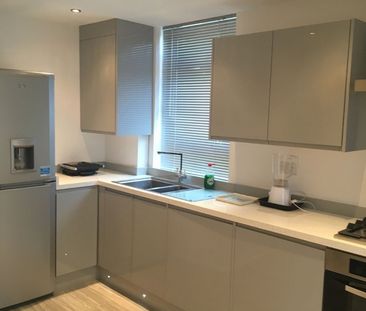 Room in a Shared House, Toneborough, NW8 - Photo 3