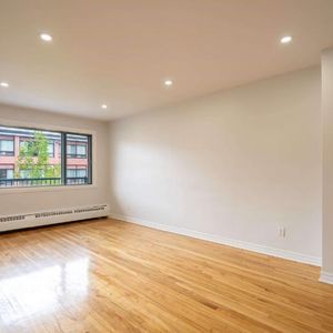 🟢UN MOIS GRATUIT*🟢 🏡 1 chambre lumineuse |1 290 $/mois - Photo 3