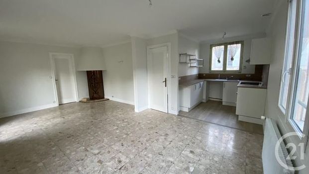 5 pièces - 104,77 m2 CHARTRES - 28 - Photo 1