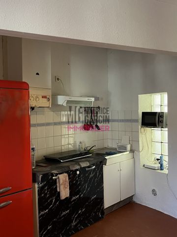 A LOUER - TRIPLEX BEAUMES DE VENISE - 4 pièces 82.70m² - Photo 5