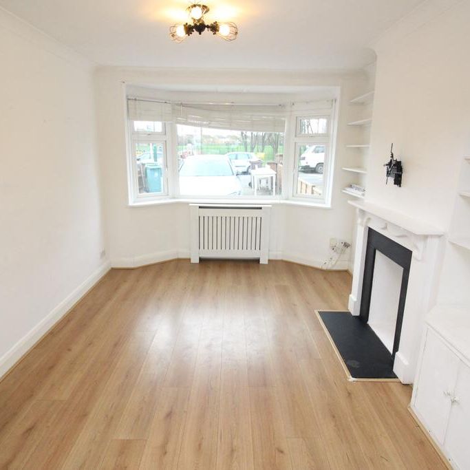 3 bedroom terraced house to rent - Photo 1