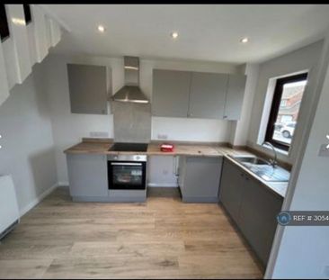 1 bedroom semi-detached house to rent - Photo 4